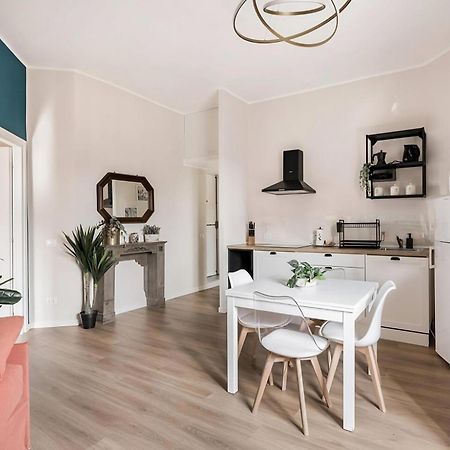 2 Bedroom Gem Near Milano Centrale Fast Wi Fi Kademy House エクステリア 写真