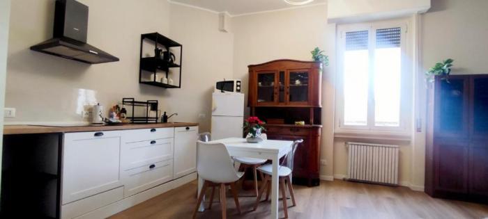 2 Bedroom Gem Near Milano Centrale Fast Wi Fi Kademy House 部屋 写真