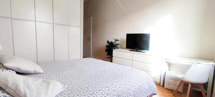 2 Bedroom Gem Near Milano Centrale Fast Wi Fi Kademy House 部屋 写真