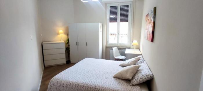 2 Bedroom Gem Near Milano Centrale Fast Wi Fi Kademy House 部屋 写真
