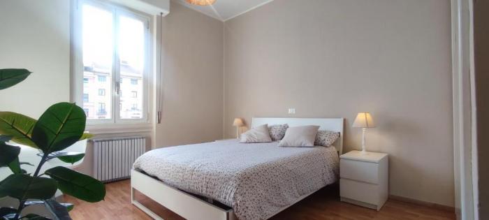 2 Bedroom Gem Near Milano Centrale Fast Wi Fi Kademy House 部屋 写真