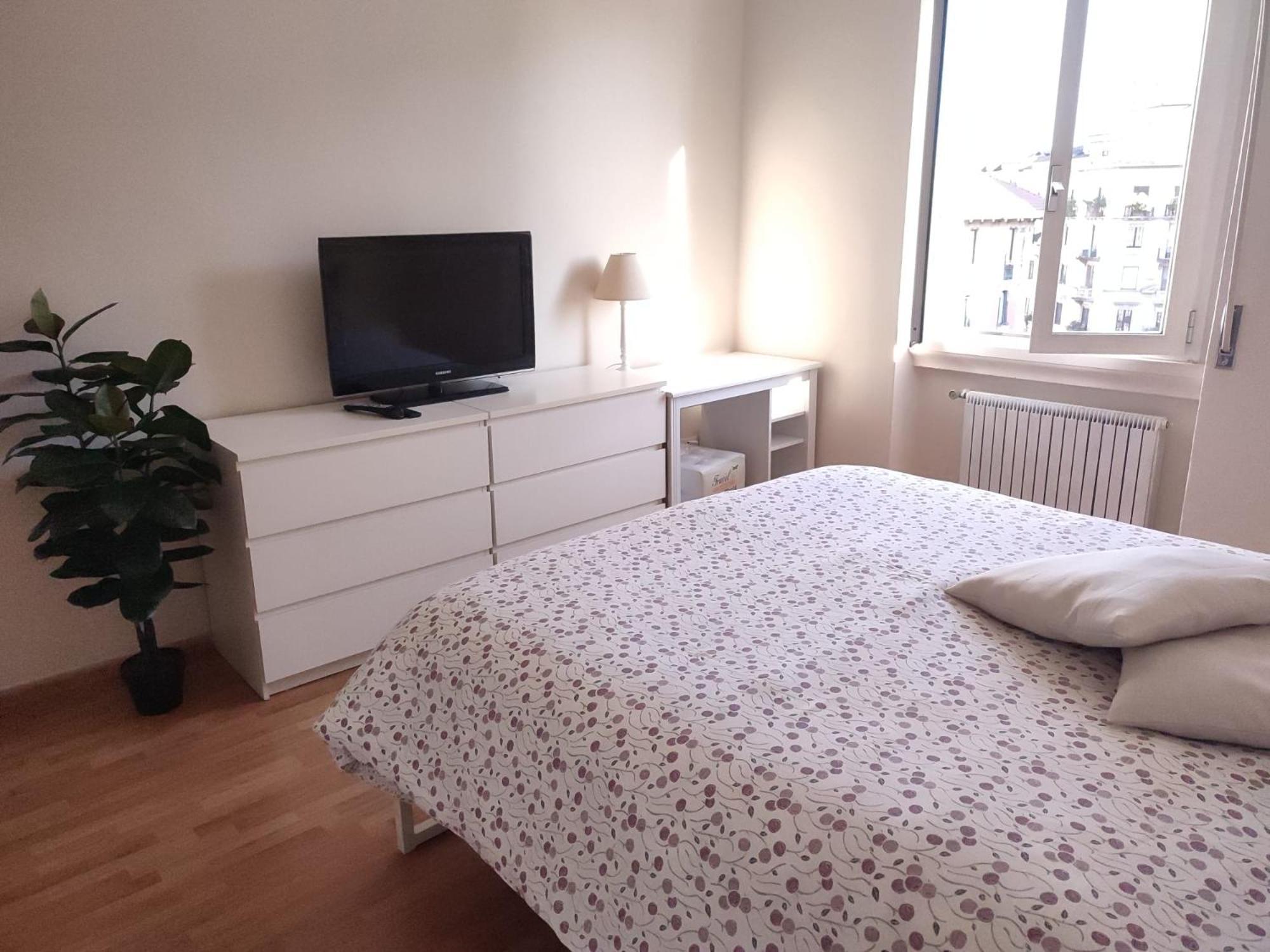 2 Bedroom Gem Near Milano Centrale Fast Wi Fi Kademy House エクステリア 写真
